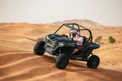 Dubai: extreme woestijnsafari, sandboarden en BBQWoestijnsafari met diner - privévoertuig