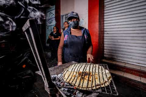 Oaxaca : Visite nocturne de la street food avec plus de 14 dégustations