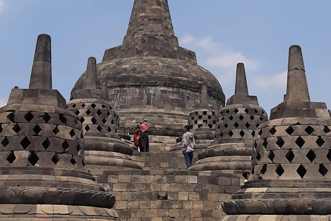 De Yogyakarta: Caminhada pelo Templo de Selogriyo e Borobudur