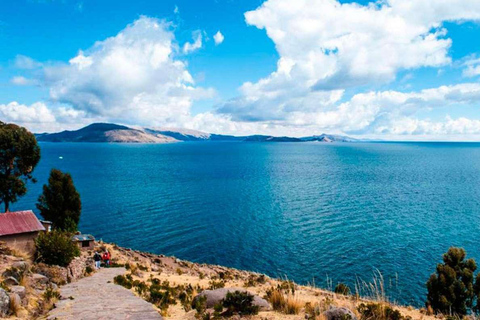 Uros, Amantan &amp; Taquile 2D from Cusco with return to Cusco