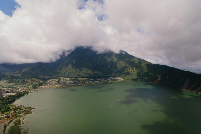阿邦山徒步旅行阿邦山徒步