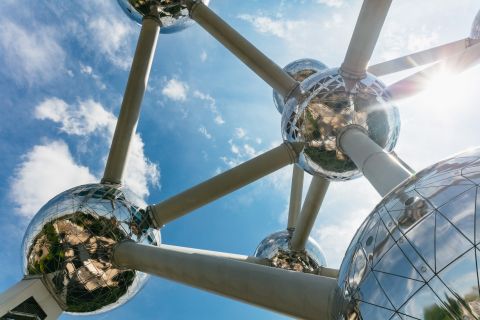 Bruselas: entrada al Atomium con ticket del Museo del Diseño