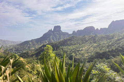 Rui Vaz Scenic Hike and Botanical Garden Stop