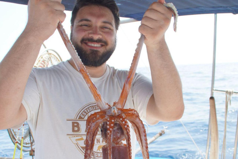 Positano: Fishing Tourism Experience with Enzo Positano: Fishing Tourism Experience with Enzo