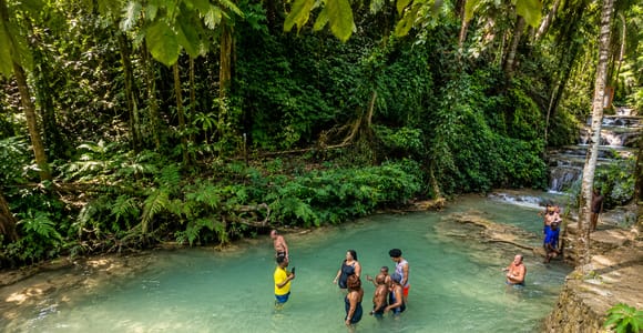 Negril: Dunn’s River Falls & Rio Bueno Tubing Private Tour