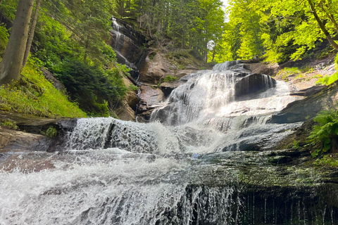 Watervallen Tour vanuit Sarajevo: Wandeling en Bosnische Lunch