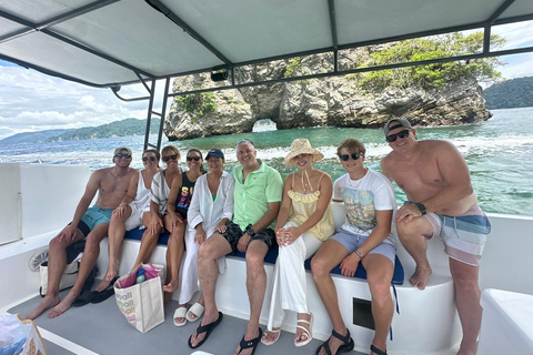 From Puntarenas: Isla Tortuga Full-Day Group Tour