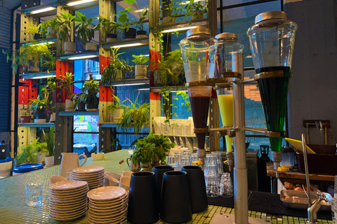 Tbilisi: Couples Romantic Walking Tour at Local FavoritesIn English - Private Tour ***3 HOURS***