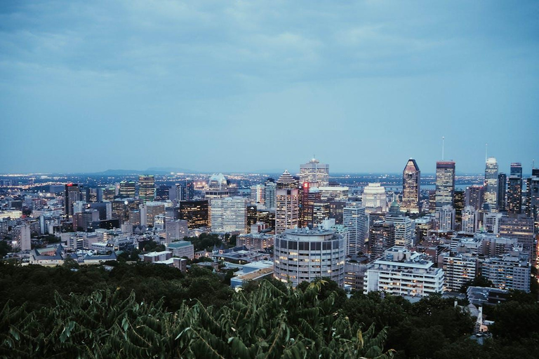 Montreal: Private Walking Tour with Underground City