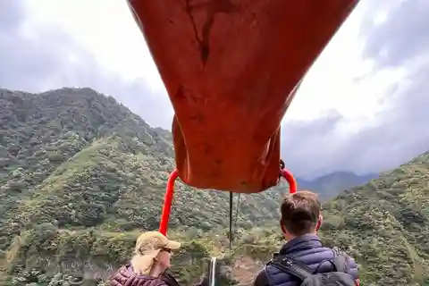 Quito to Baños: Full-Day Adventure with Waterfalls
