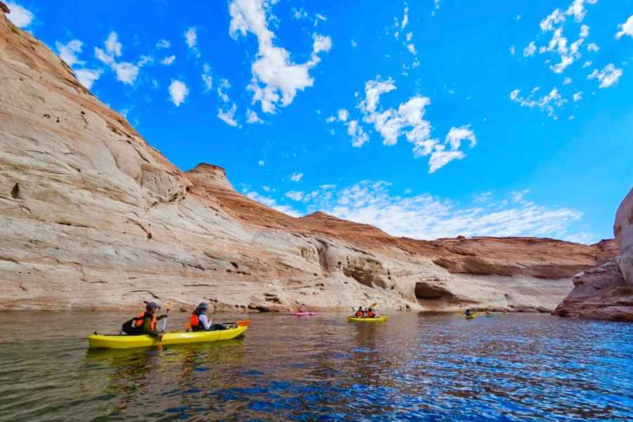 Page/Lake Powell: Geführte Kajak & Wasser Antelope Canyon Tour. Foto: GetYourGuide