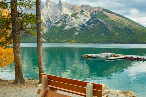 Banff: Gondola, Hot Spring and Three Lakes Tour