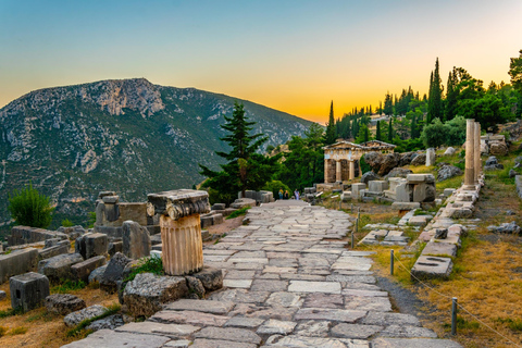 From Athens: Temple of Apollo and Oracle Delphi Day Trip French without Lunch