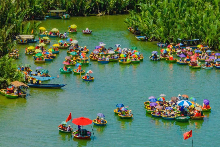 Hoi An: Market Tour, Cooking Class, and Basket Boat