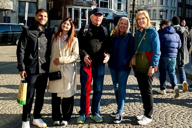 Amsterdam: Small Group Walking Tour with Fun Guide Walking Tour in Amsterdam with Enthusiastic and Fun Guide