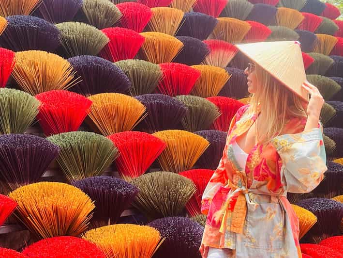 Hanoi: Incense Village and Hat Artisanal Tour/City Tour
