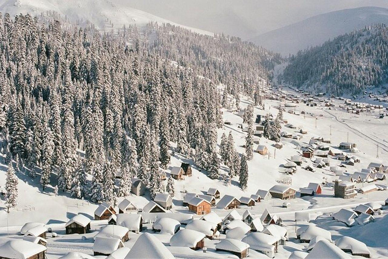 From Batumi: Bakhmaro Winter Tour with Nabeghlavi Stop