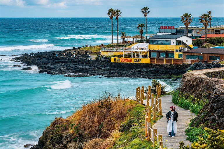 Jeju: Udo Island E-Bike Ride & Insta-Worthy Sea-View Cafe Ultimate Adventure Tour (e-Bike+Speedboat included)