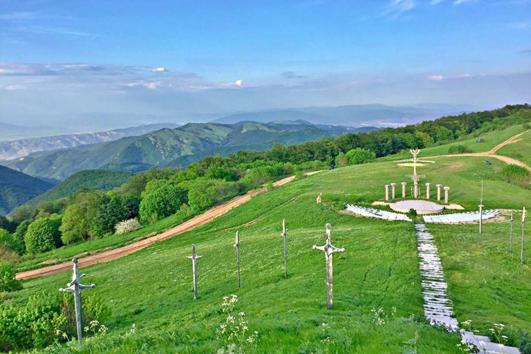 Dashbashi Canyon, Asureti village, and Didgori monument.