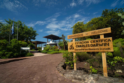 5-Day Galápagos Wildlife & Island Discovery