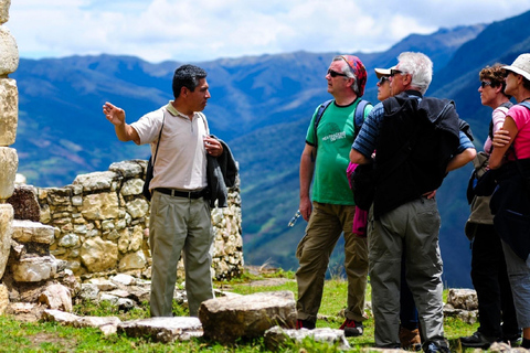 Chachapoyas: Llaqta of Kuelap: Kolejka linowa