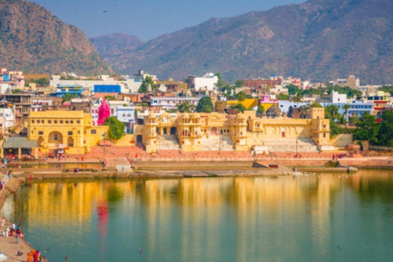 Z Jaipur: Prywatna 4-dniowa wycieczka do Udaipur z PushkarWycieczka prywatnym samochodem z kierowcą
