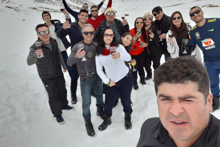 CAJON DEL MAIPO TOUR + TERMAS COLINA + EMBALSE EL YESO AND PICNIC TOUR CAJON DEL MAIPO + COLINA HOT SPRINGS + EL YESO DAM & PICNIC