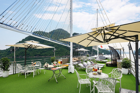 Hanoi: Halong Bay Day Tour with 5-star Cruise & Transfer