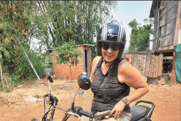 Location de moto à Siem Reap - Visite des temples et de la ville en conduite autonomeLocation de moto privée pour 7 jours