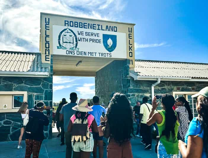 Cape Town: Robben Island, Bo-Kaap & Table Mountain Tour | GetYourGuide