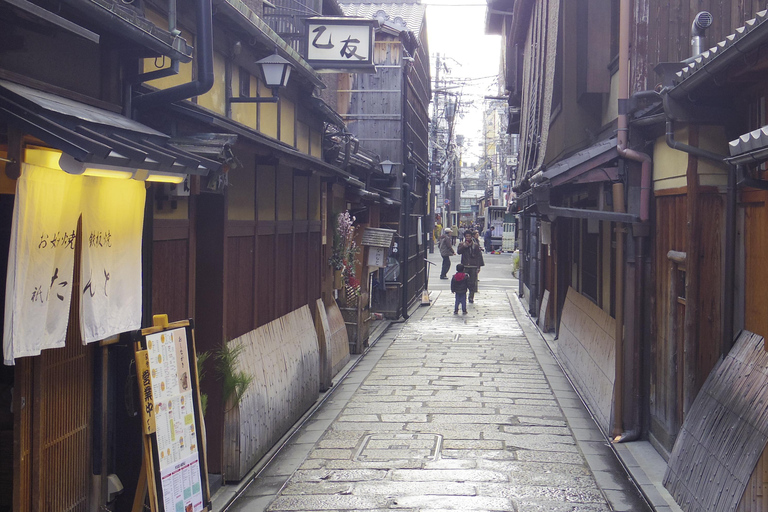 Kyoto: Incontra la geisha maiko con il tour a piedi di Gion