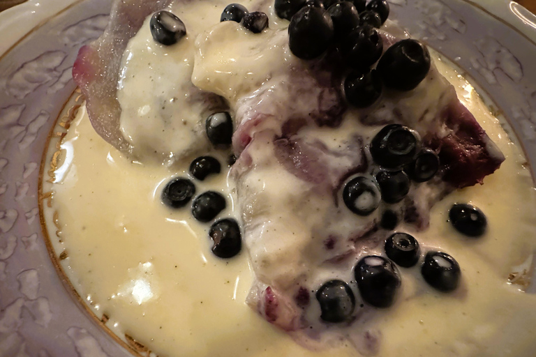 Warsaw: Hidden Gems Food and Culture Tour for Small Groups