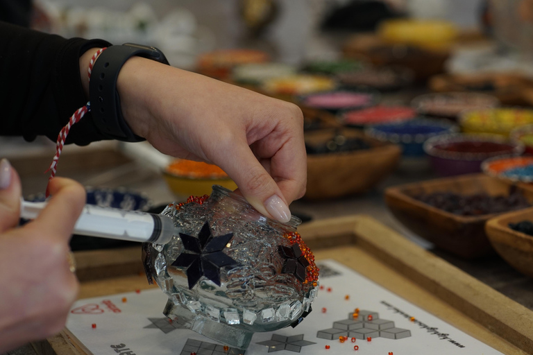 Cappadoce : Atelier de fabrication de lampes en mosaïque traditionnelle turque