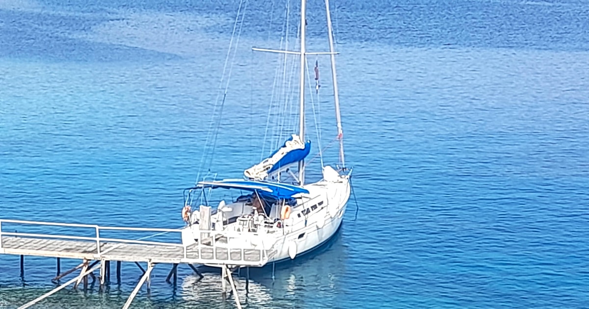 Desde Heraklion: Paseo en velero privado al atardecer | GetYourGuide
