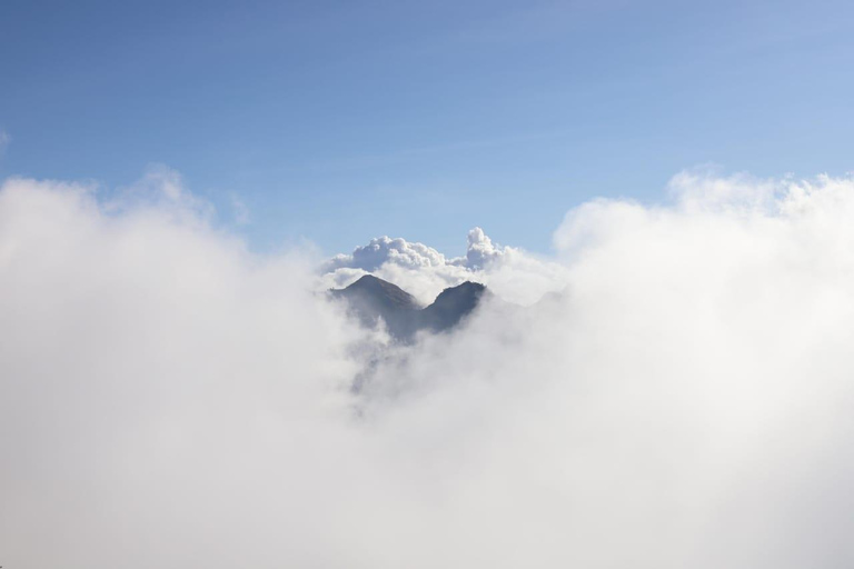 Mount Rinjani: 2D/1N Trekking Summit Trekk