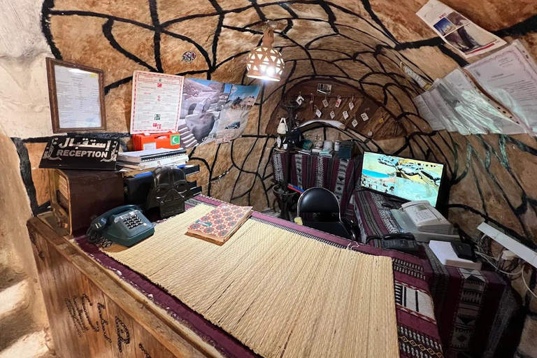 From Djerba/Zarzis: 2-Day Southern Tunisia Tour with Camp