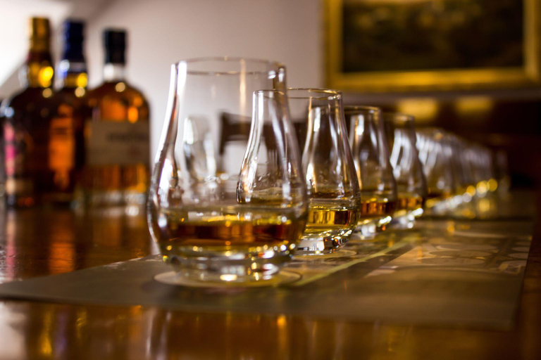 Inverness: Whisky, Wildlife, and Beaches Day Tour