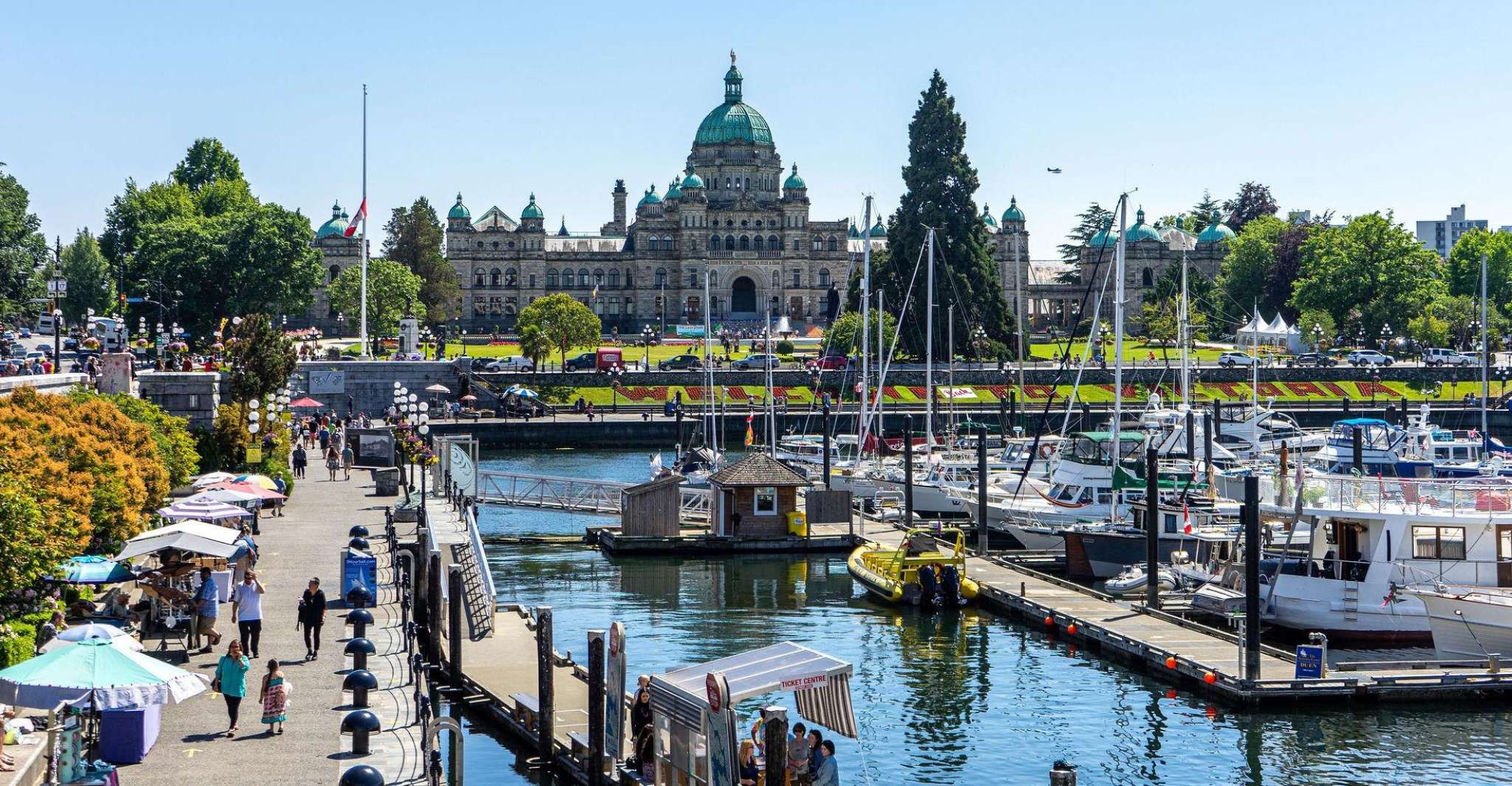 From Vancouver, Butchart Gardens & Victoria Sightseeing Tour - Housity