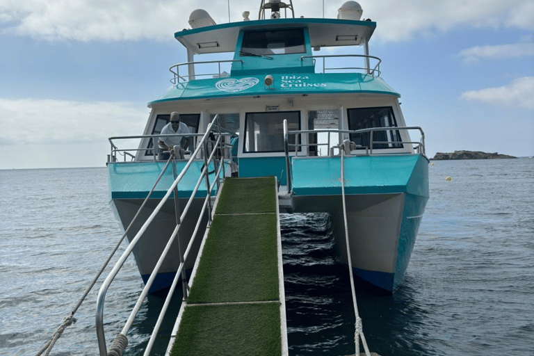 Ibiza: Round-Trip Ferry to Formentera from Playa d’en bossa