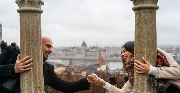Budapest: Private Photoshoot at 5 Iconic City Locations