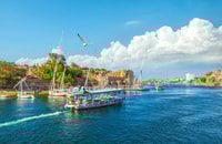 Hurghada, Luxor Highlights, King Tut Tomb & Nile Boat Trip - Housity