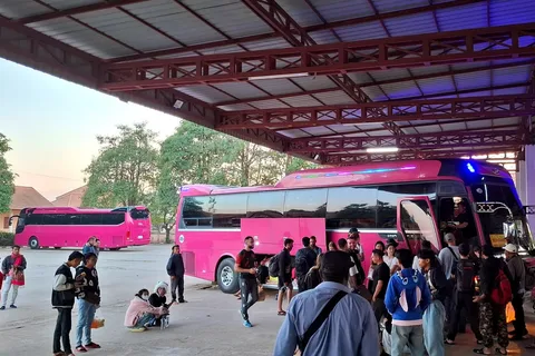 Chiang Mai to Luang Prabang by Sleeping Bus (21 hours)