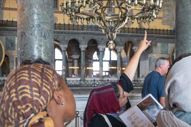 Tour della Basilica di Santa Sofia e della Moschea Blu + Basilica Cisterna opzionaleHagia Sophia, Moschea Blu + Cisterna Basilica e tutti i biglietti