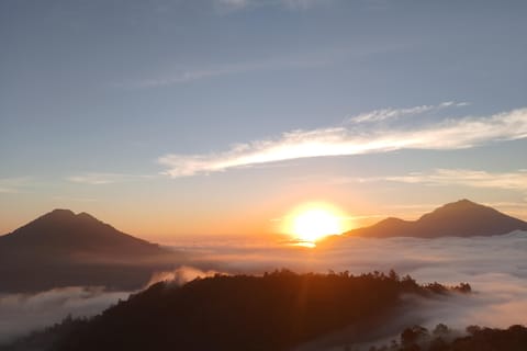 Bali in Harmony: Sunrise, Penglipuran & Waterfall