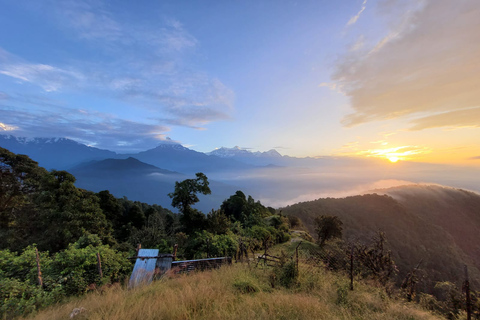 Pokhara: dagwandeling naar het Australische kamp en het dorp Dhampus