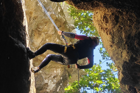 Rethymno: Excursión de barranquismo en el desfiladero de KourtaliotikoRethymno: recorrido de barranquismo en el desfiladero de Kourtaliotiko