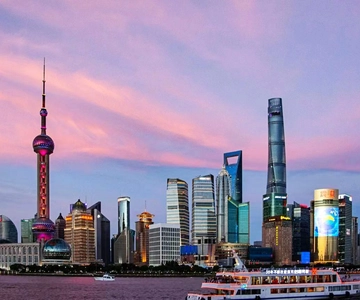 Shanghai Airport Layover Tour with Amazing City Highlights