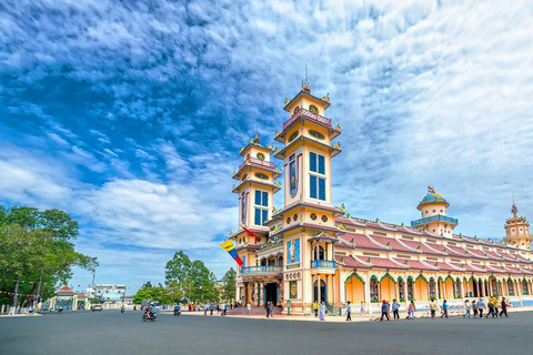 EXPLORE A BELEZA DO TEMPLO CAO DAI EM TAY NINH