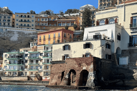 Naples : Tour en bateau privé sur la côte