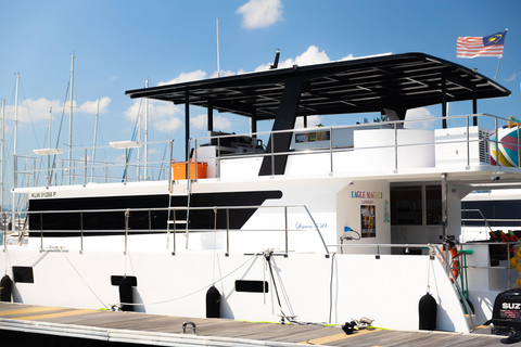 Langkawi: paquete estándar de crucero al atardecerLangkawi: Paquete estándar de crucero al atardecer